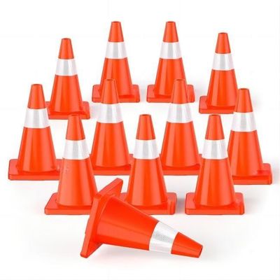 Harga yang bagus 18in 28in PVC Traffic Safety Cones Safery Tahan Lama Untuk Parkir Jalan Driveway on line