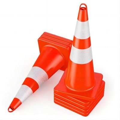 Harga yang bagus 1.8KG PVC Traffic Safety Cones Orange Cone Construction Untuk Peringatan Darurat on line